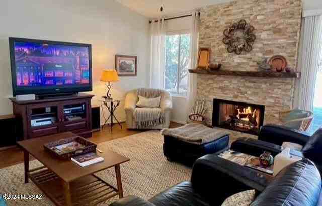 65558 E Rose Ridge Dr - Photo 2 of 10