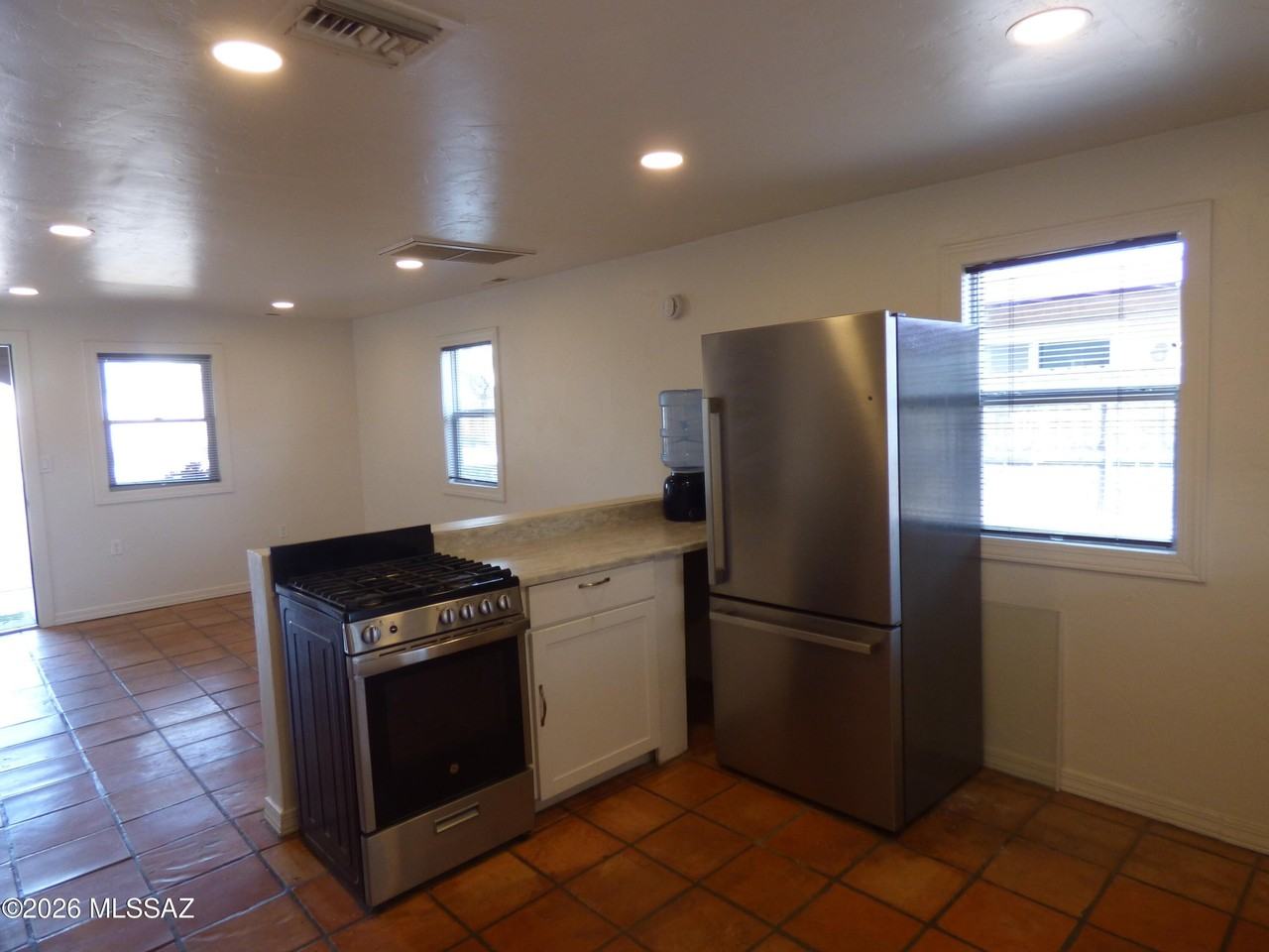 3544 E Presidio Rd - Photo 6 of 16