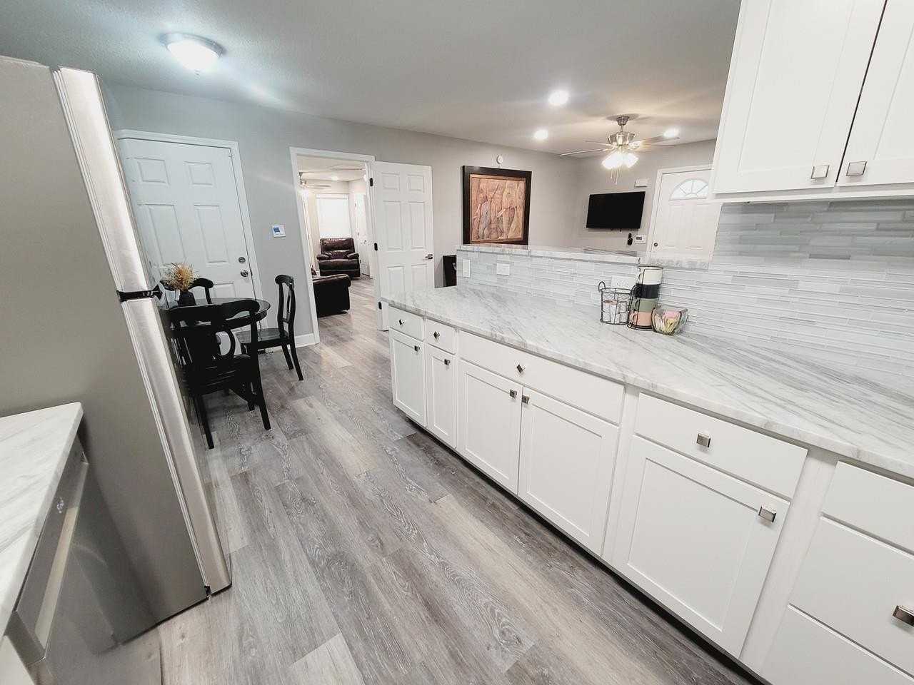 1906 Karen Ln - Photo 6 of 22