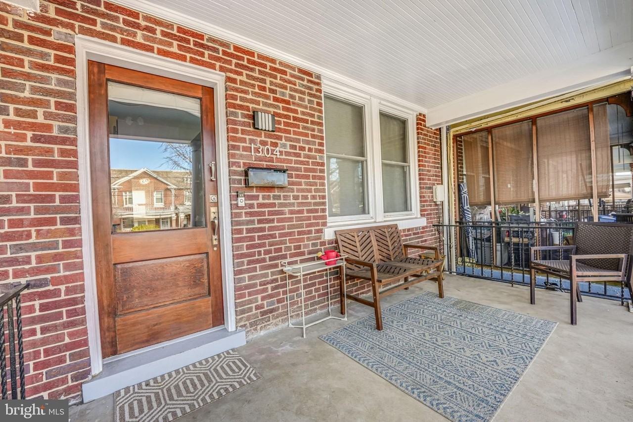 1304 Rittenhouse St Nw - Photo 4 of 50