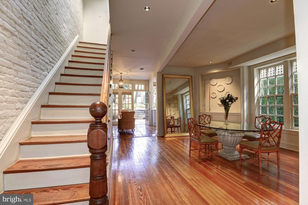 3249 O St Nw - Photo 5 of 24