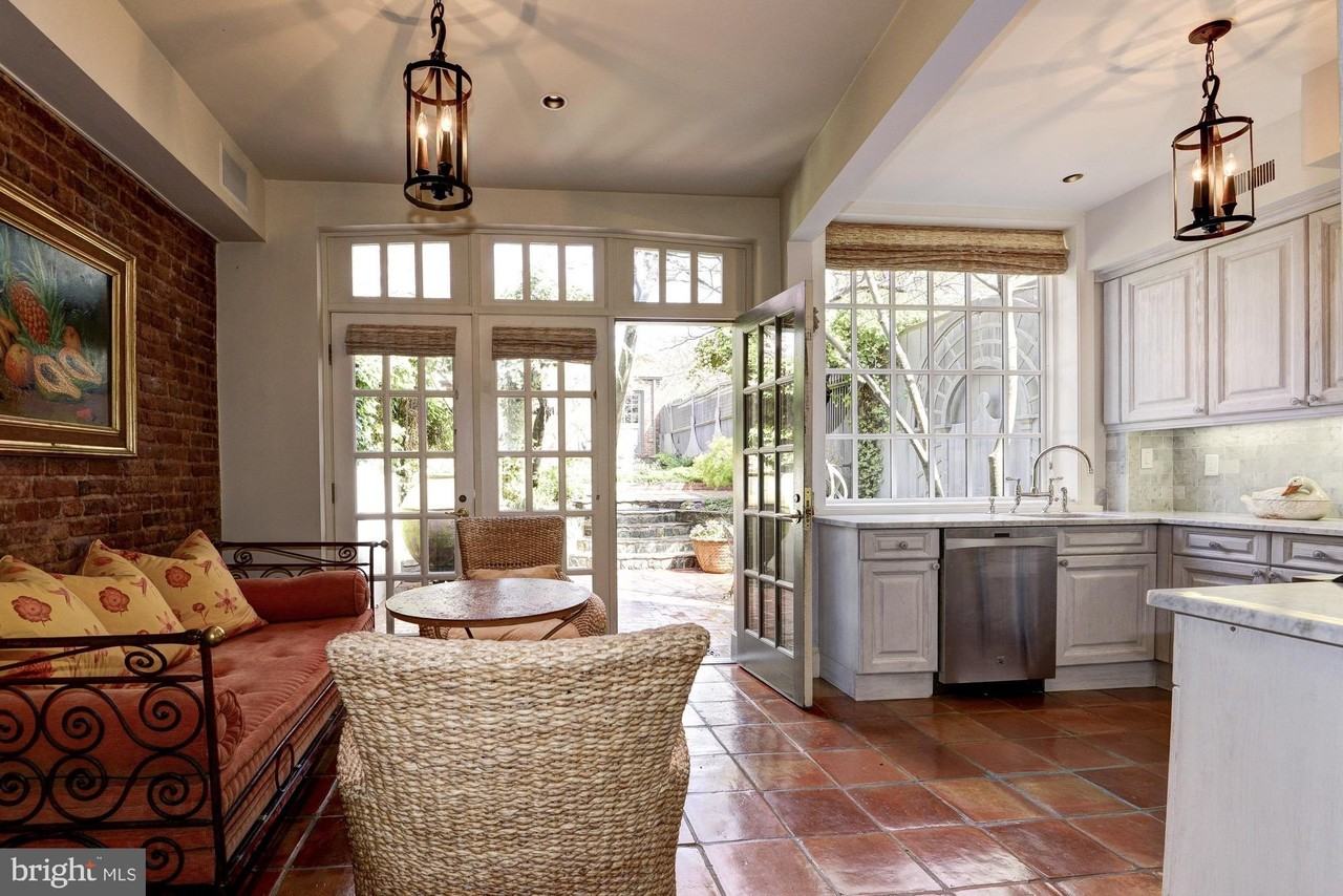 3249 O St Nw - Photo 7 of 24