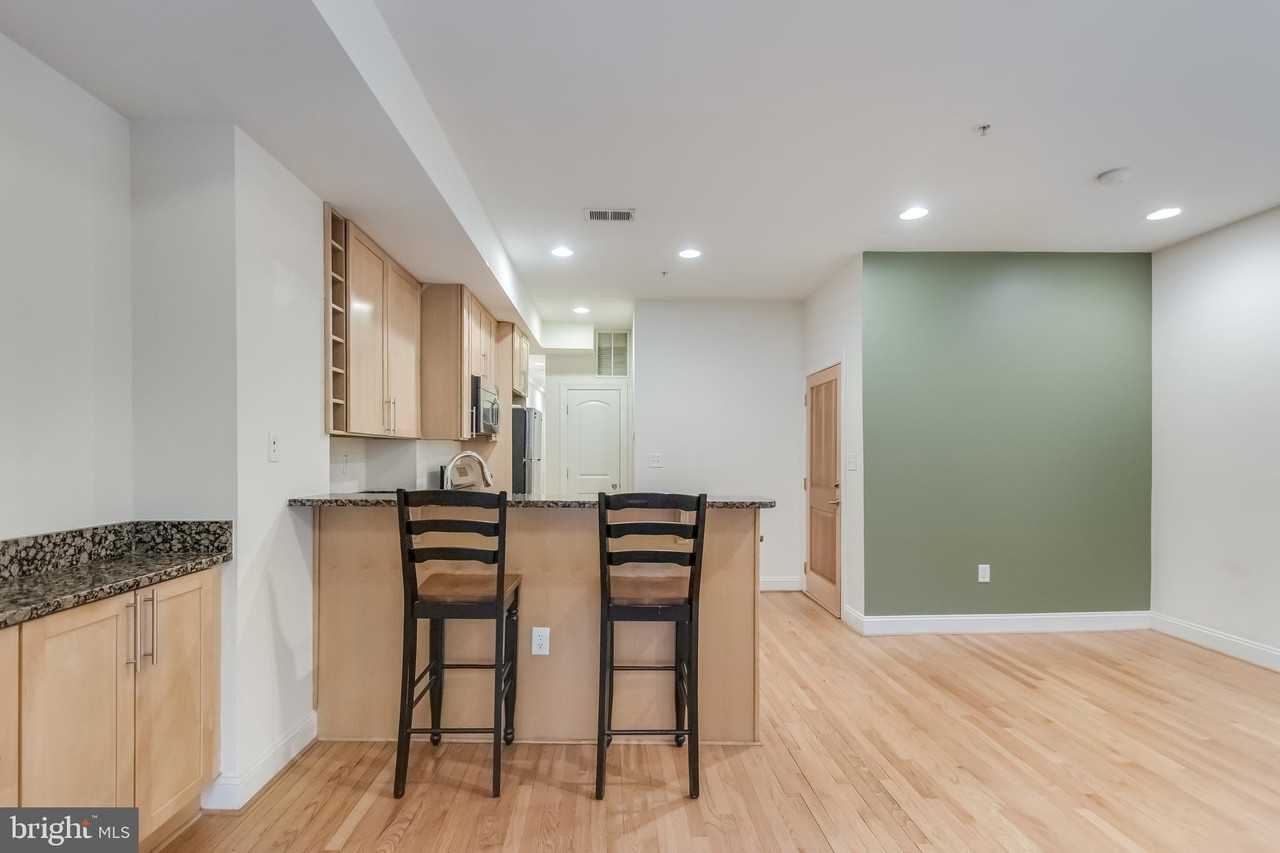 2307 18th St Nw Apt 1 - Photo 7 of 21