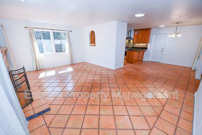 298 Glenwood Ave - Photo 3 of 23