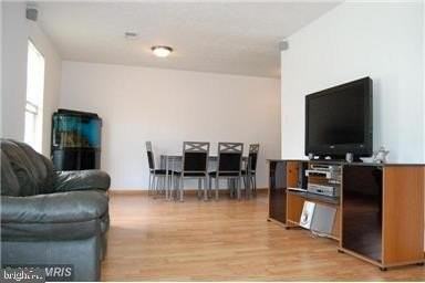 3355 Jonathan Ct - Photo 4 of 5