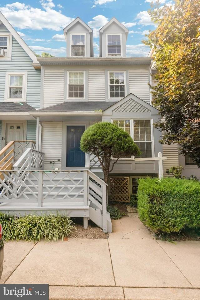 2019 Lyttonsville Rd - Photo 2 of 34