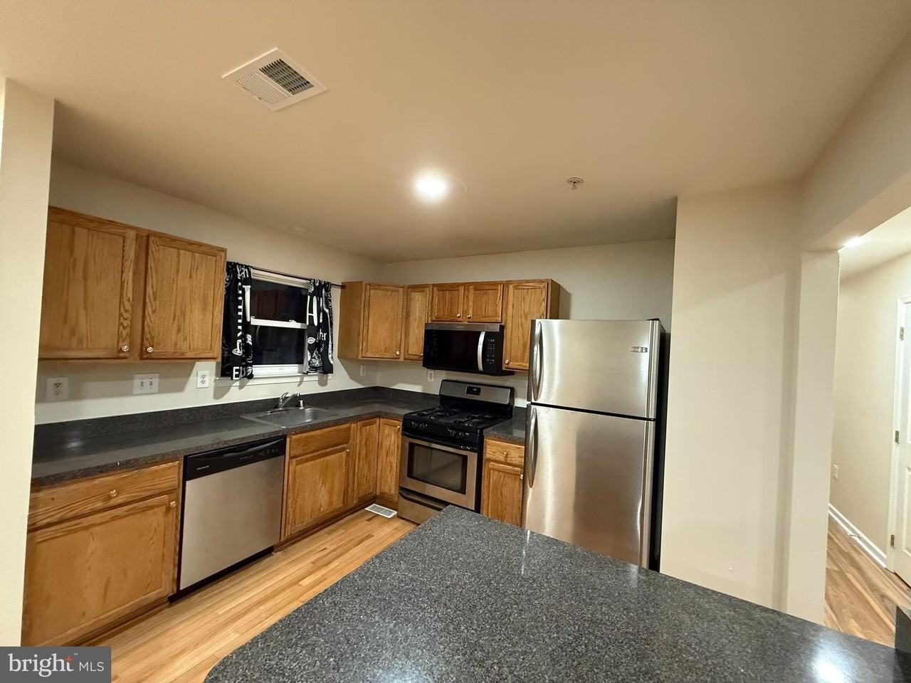 8514 Dangerfield Rd Lowr Level - Photo 5 of 36