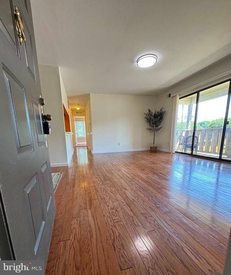 1502 The Woods - Photo 3 of 33