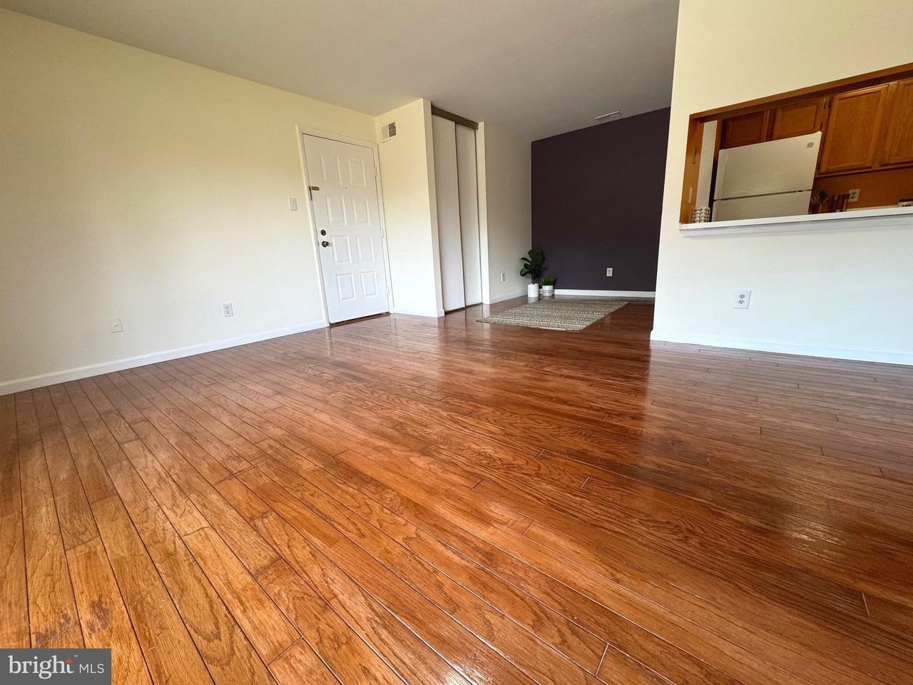 1502 The Woods - Photo 6 of 33