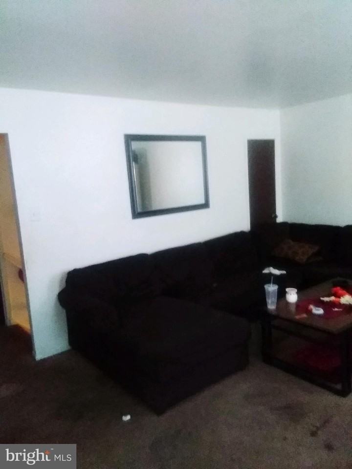 26 Deedre Ln - Photo 3 of 7