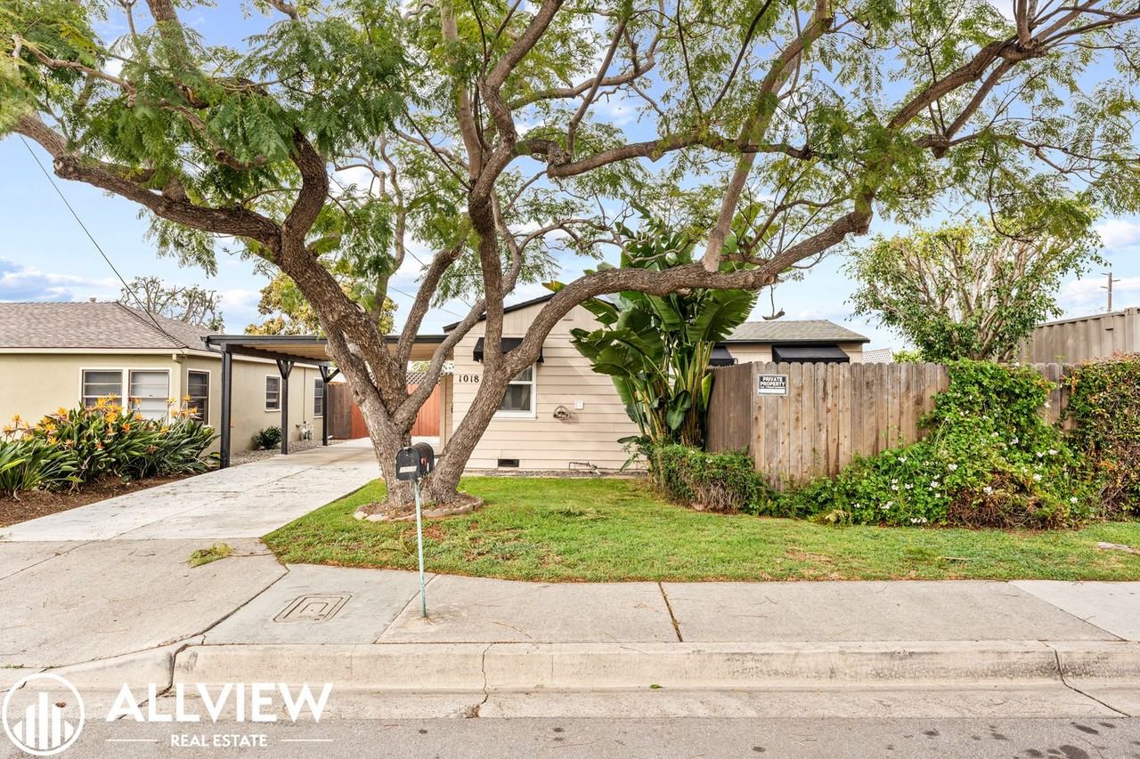 1018 W 18th St - Photo 3 of 20