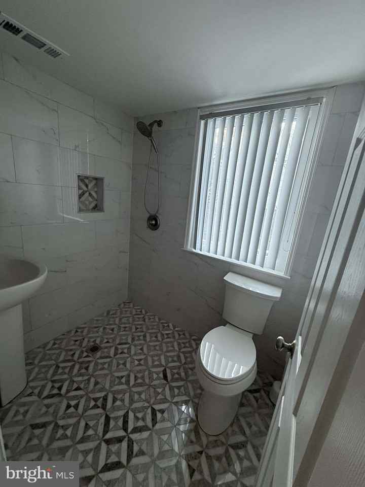 11 Hillcroft Way - Photo 7 of 26