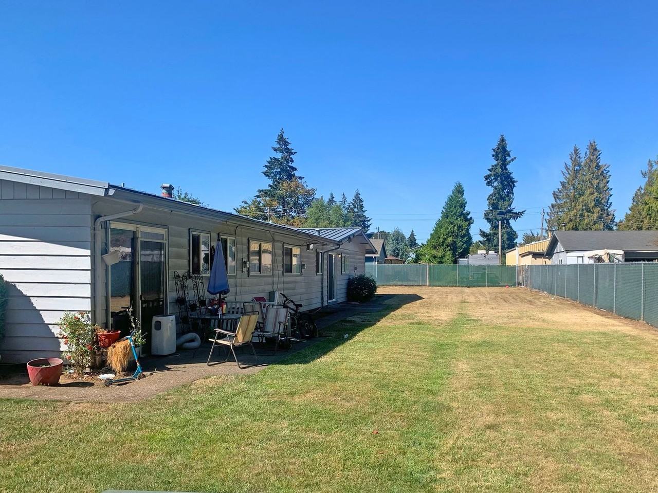 487-Ring St - Photo 4 of 16