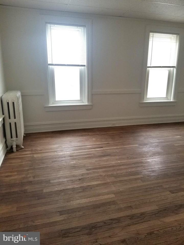 12 N Lime St Apt 1 - Photo 7 of 18