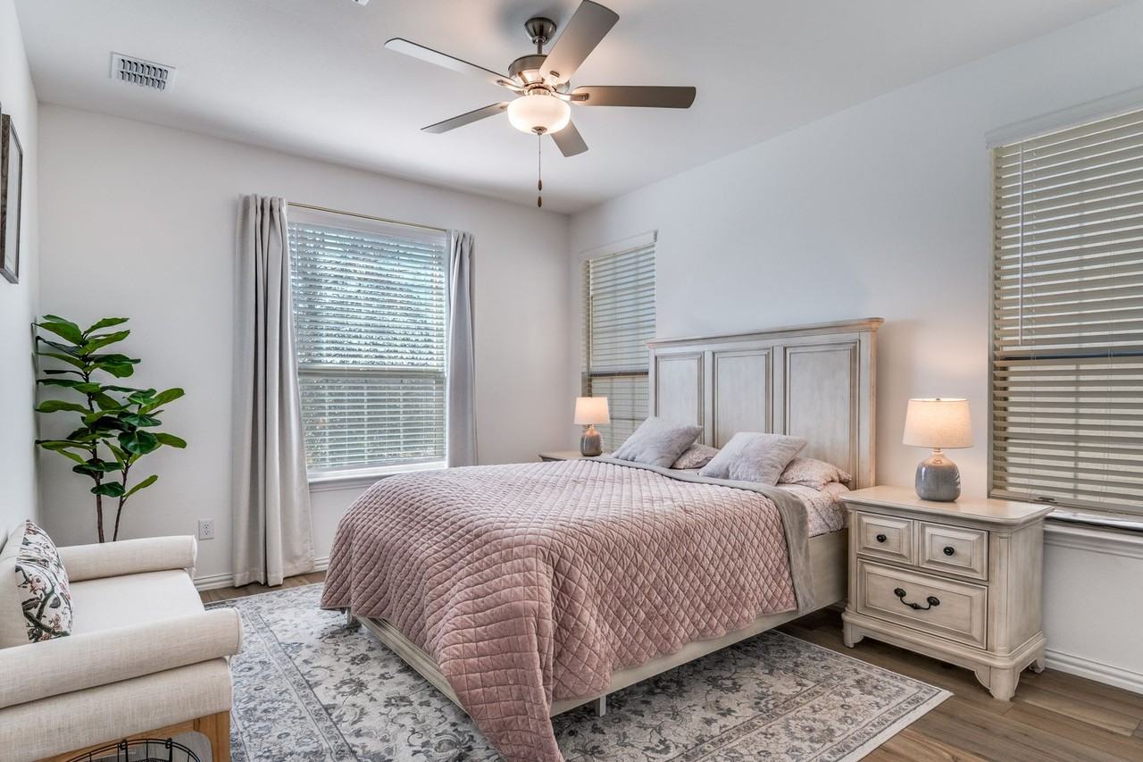 5342 Riverwalk Pkwy - Photo 5 of 12