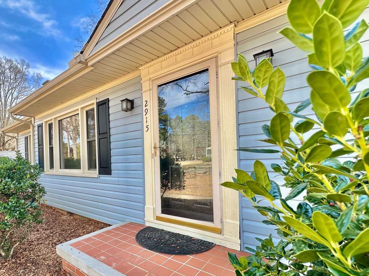 2915 Fawn Ave - Photo 3 of 42