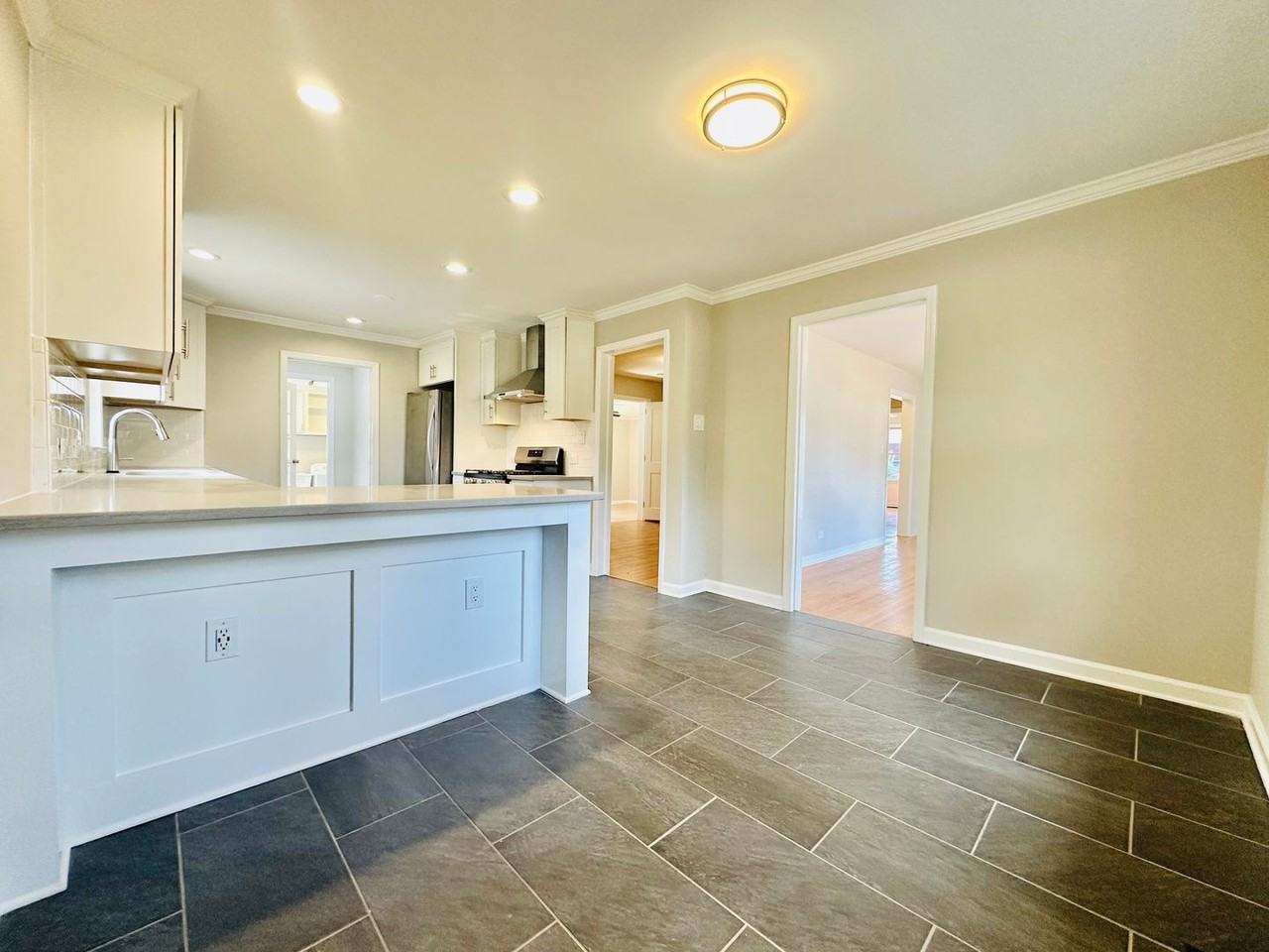 2915 Fawn Ave - Photo 7 of 42