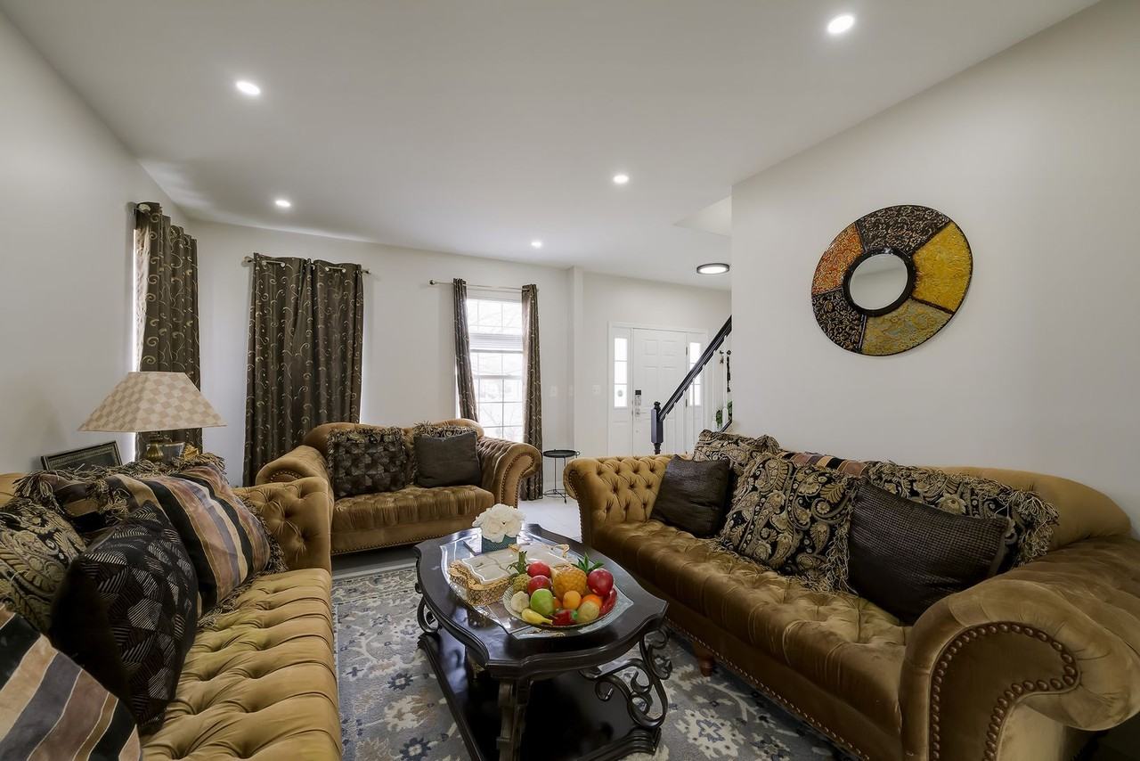 601 Crossover Ct - Photo 5 of 50