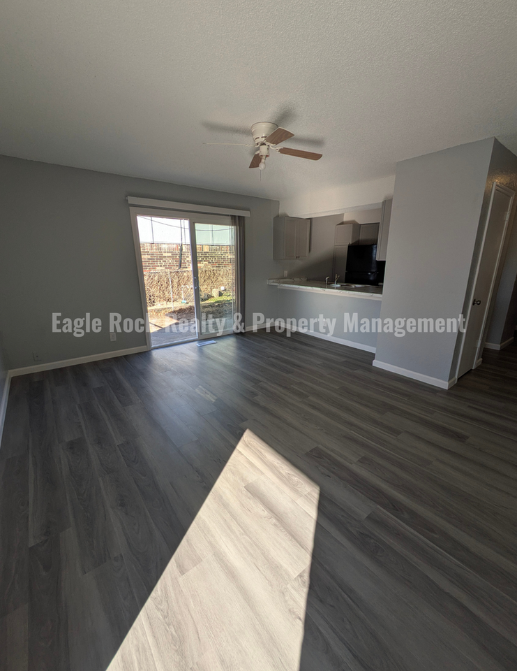 2225 S 116th East Ave - Photo 2 of 30