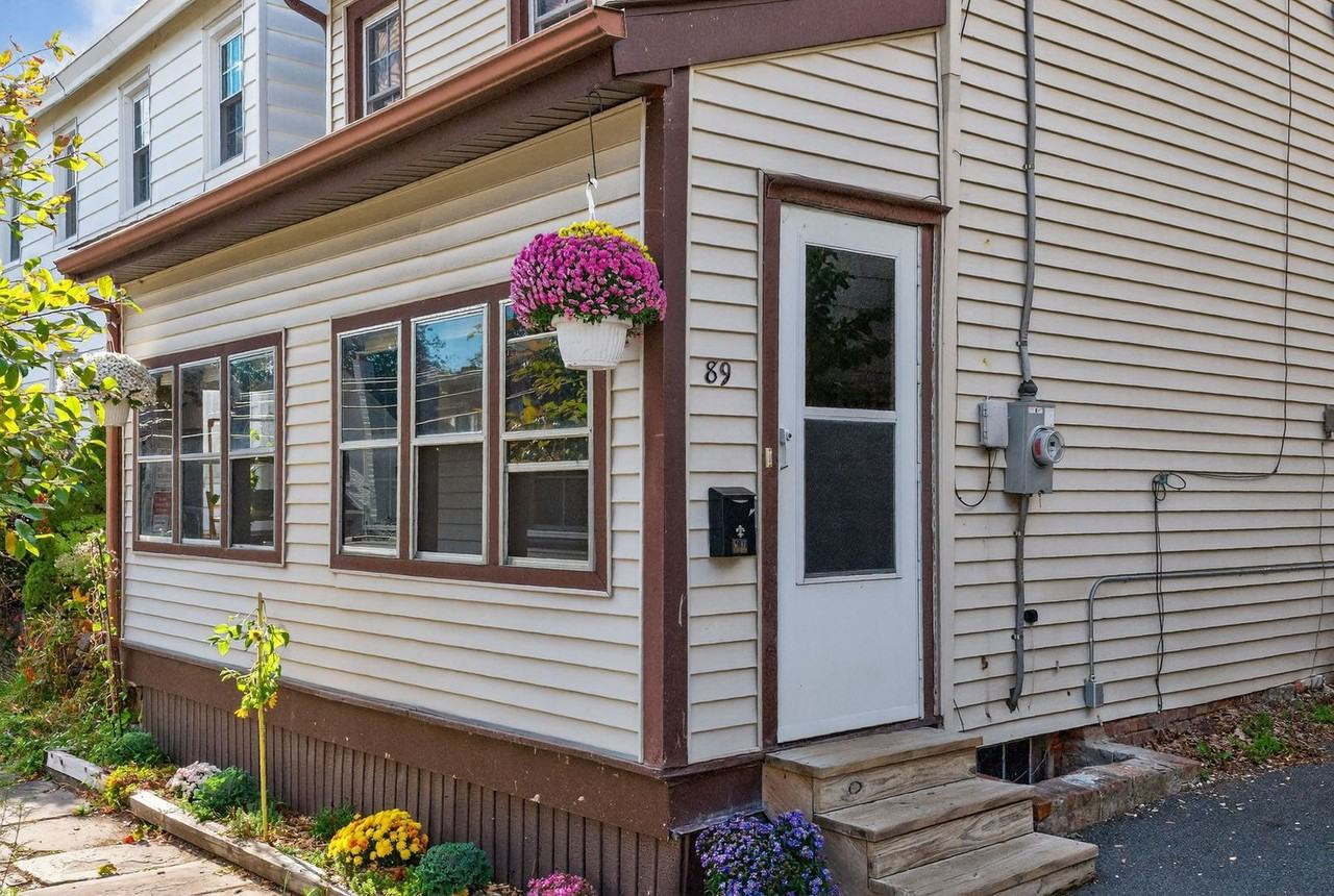 89 Spring St - Photo 3 of 30