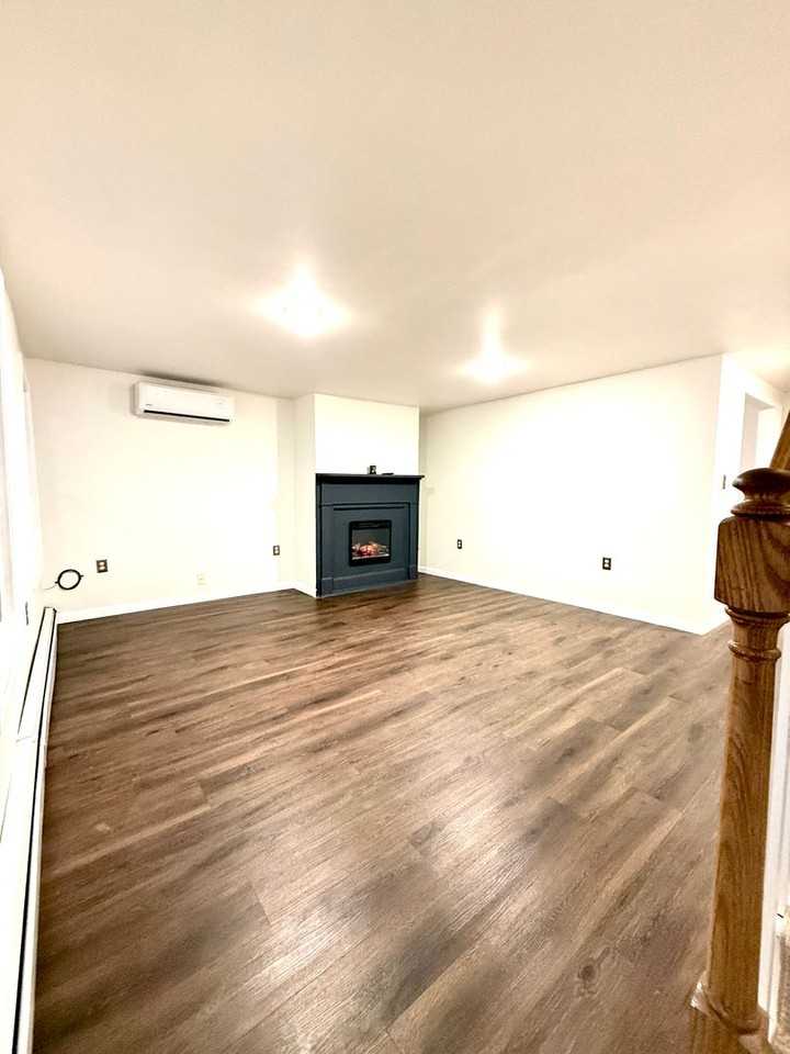 89 Spring St - Photo 6 of 30