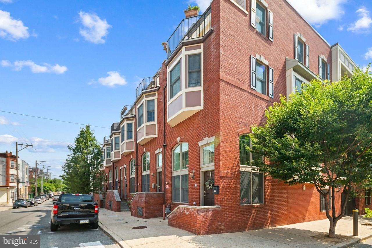 1001 N 3rd St Unit A #A - Photo 3 of 50