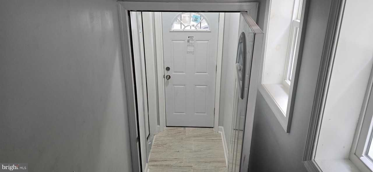 1411 W Loudon St - Photo 3 of 50