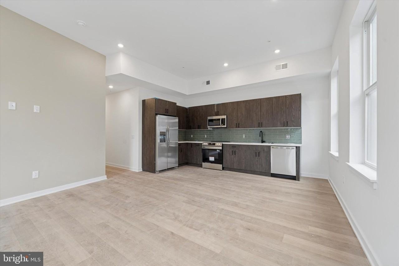 1500 Frankford Ave Unit 201 - Photo 5 of 15