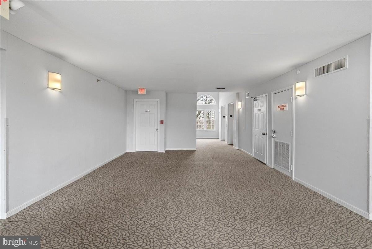 3311 Wyndham Cir Apt 4200 - Photo 4 of 33