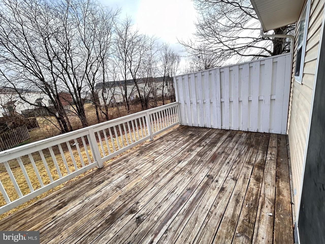 209 Copperfield Ln - Photo 7 of 21