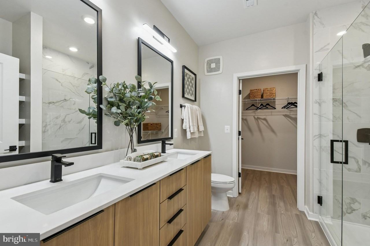 43601 Charitable St Apt 301 - Photo 6 of 19