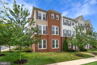 22664 Amberjack Sq - Photo 1 of 1