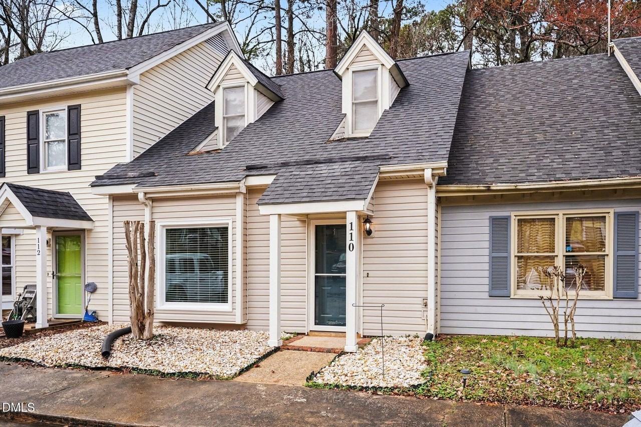 110 Carriage House Trl - Photo 3 of 28