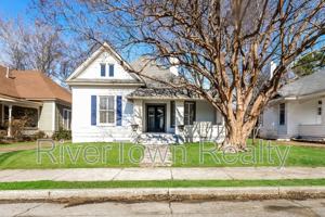 featured image of 2184 Cowden Ave