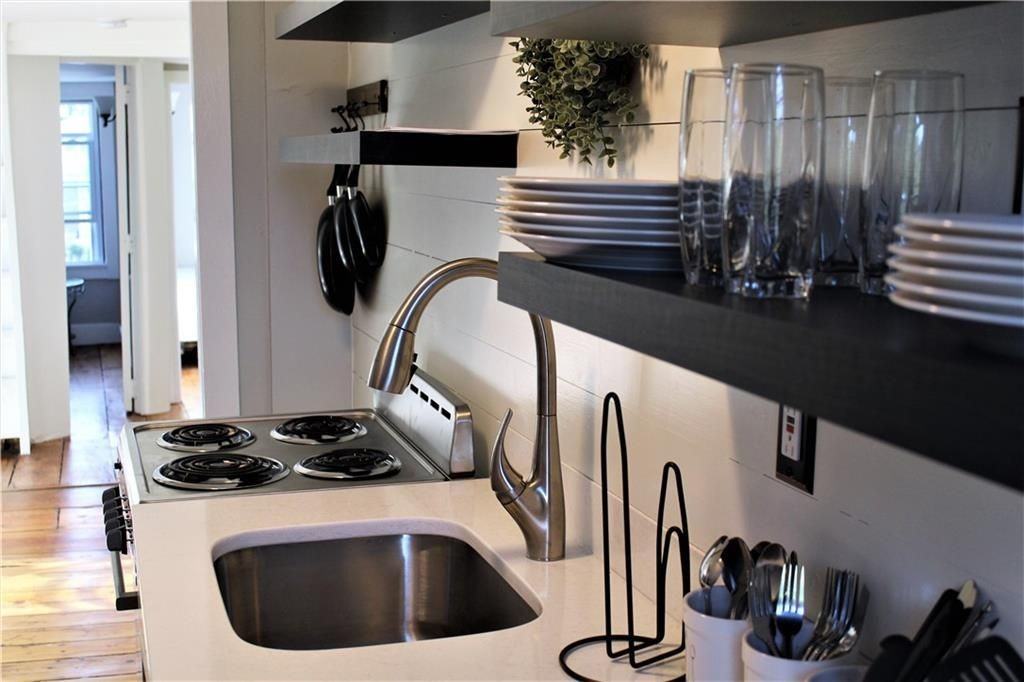 283 Spring St ##3 - Photo 2 of 21