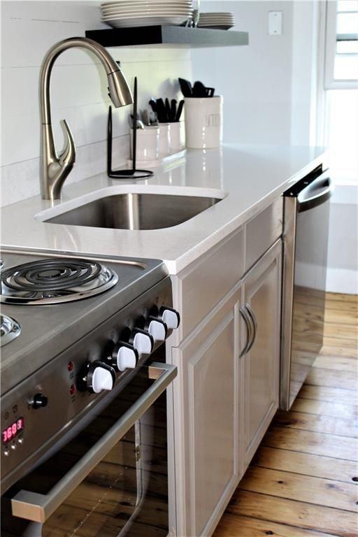 283 Spring St ##3 - Photo 3 of 21