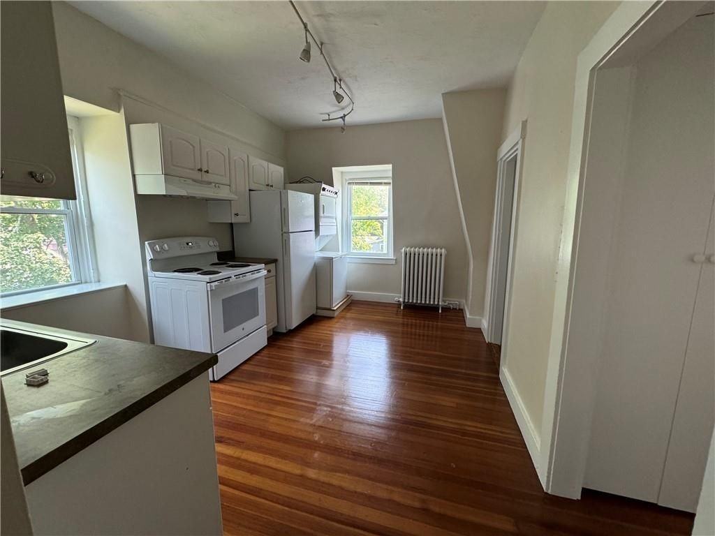 26 Ayrault St ##3 - Photo 2 of 23