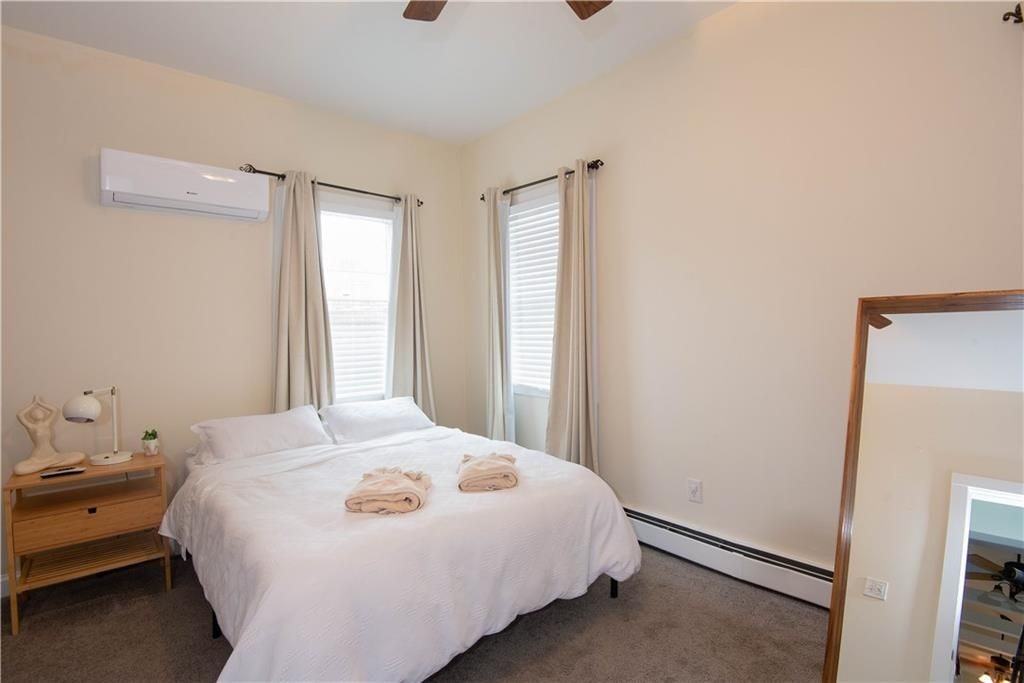 391 Aquidneck Ave - Photo 6 of 16