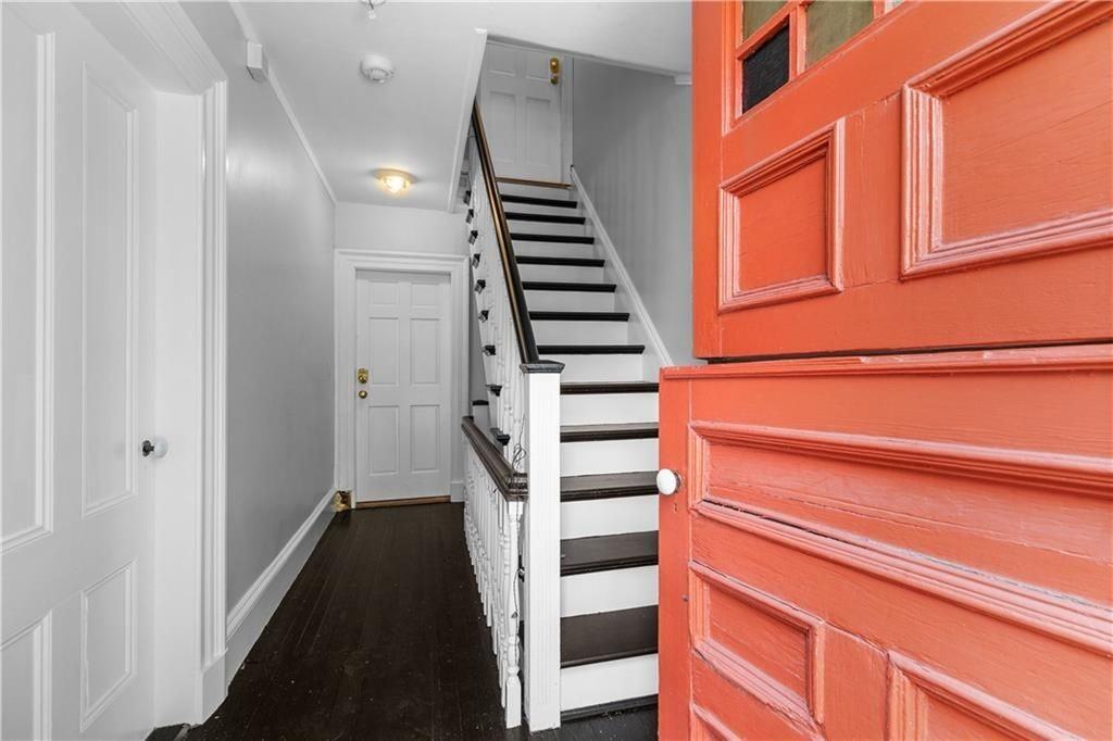 501 Spring St ##1 - Photo 6 of 46