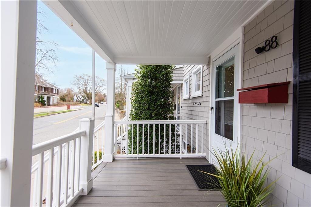 88 Kay St - Photo 5 of 44