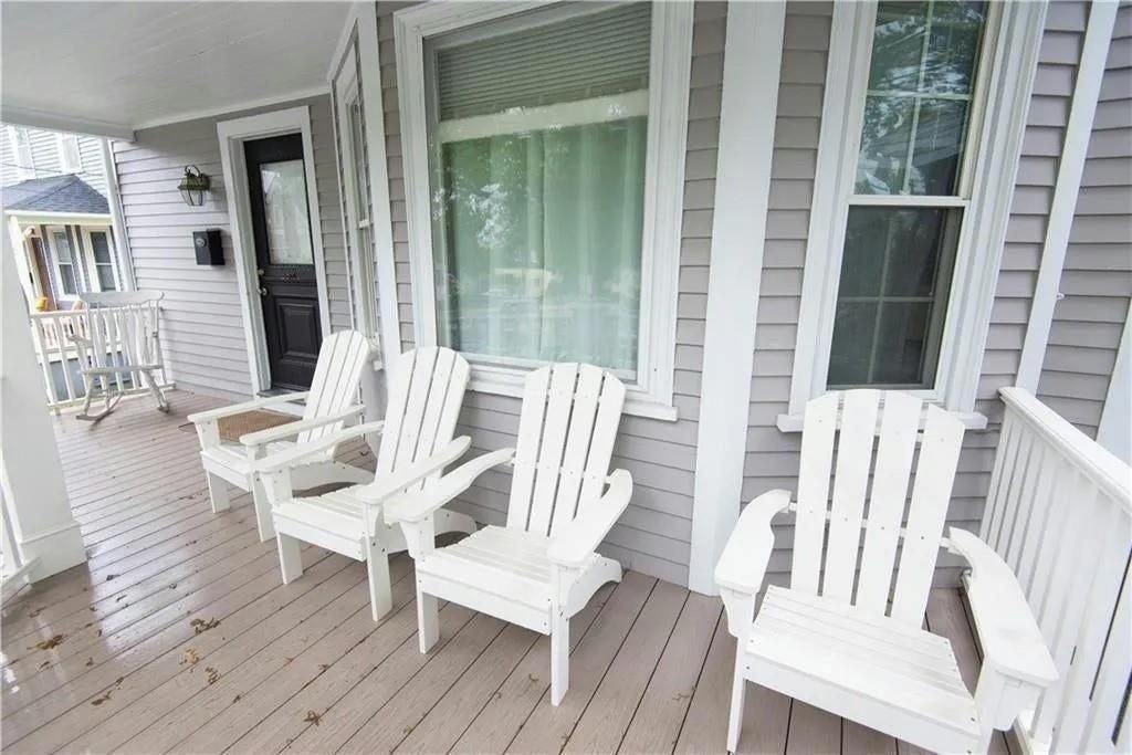 20 Carroll Ave - Photo 2 of 27