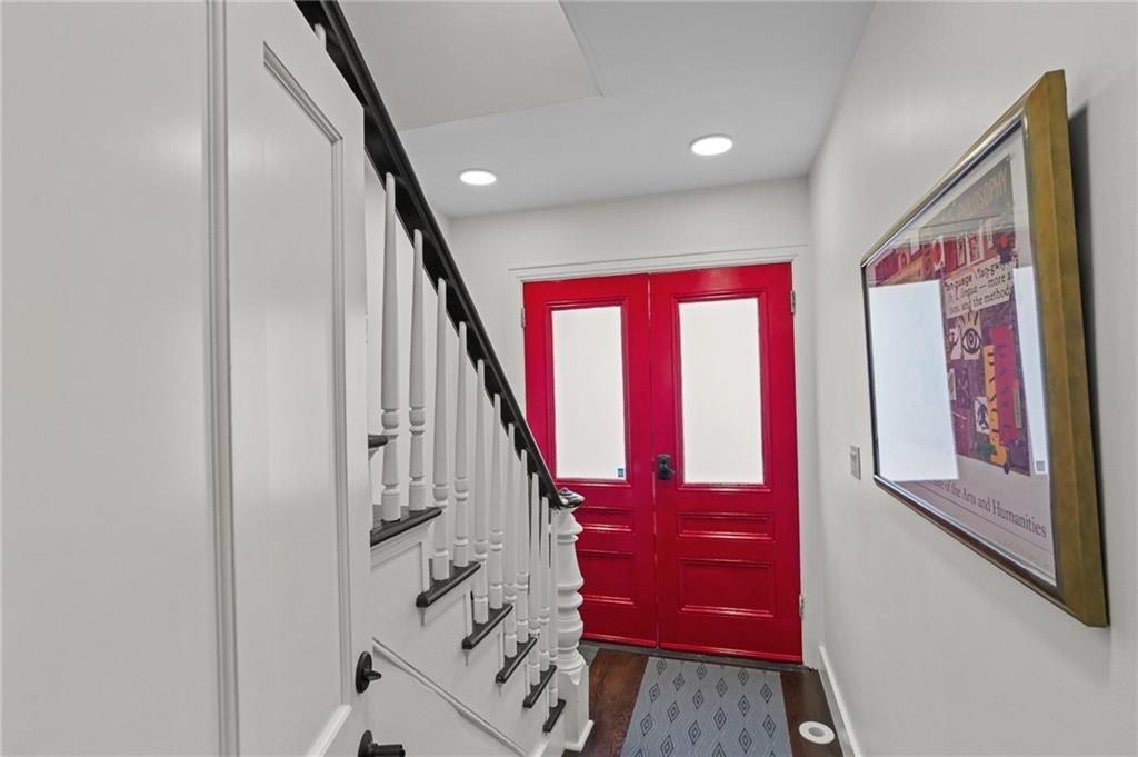 8 Cross St ##1 - Photo 3 of 29