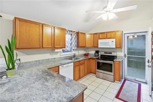 featured image of 393 Aquidneck Ave