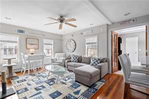 featured image of 22 Stockholm St ##4