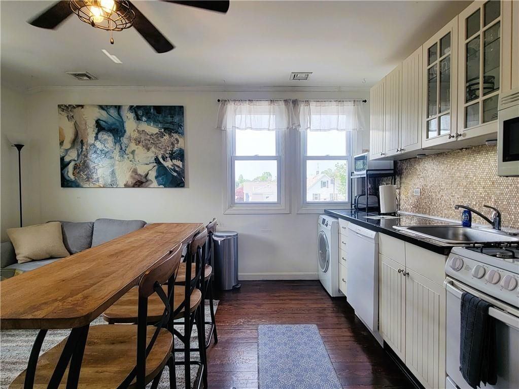 11 Hammond St ##3 - Photo 3 of 14