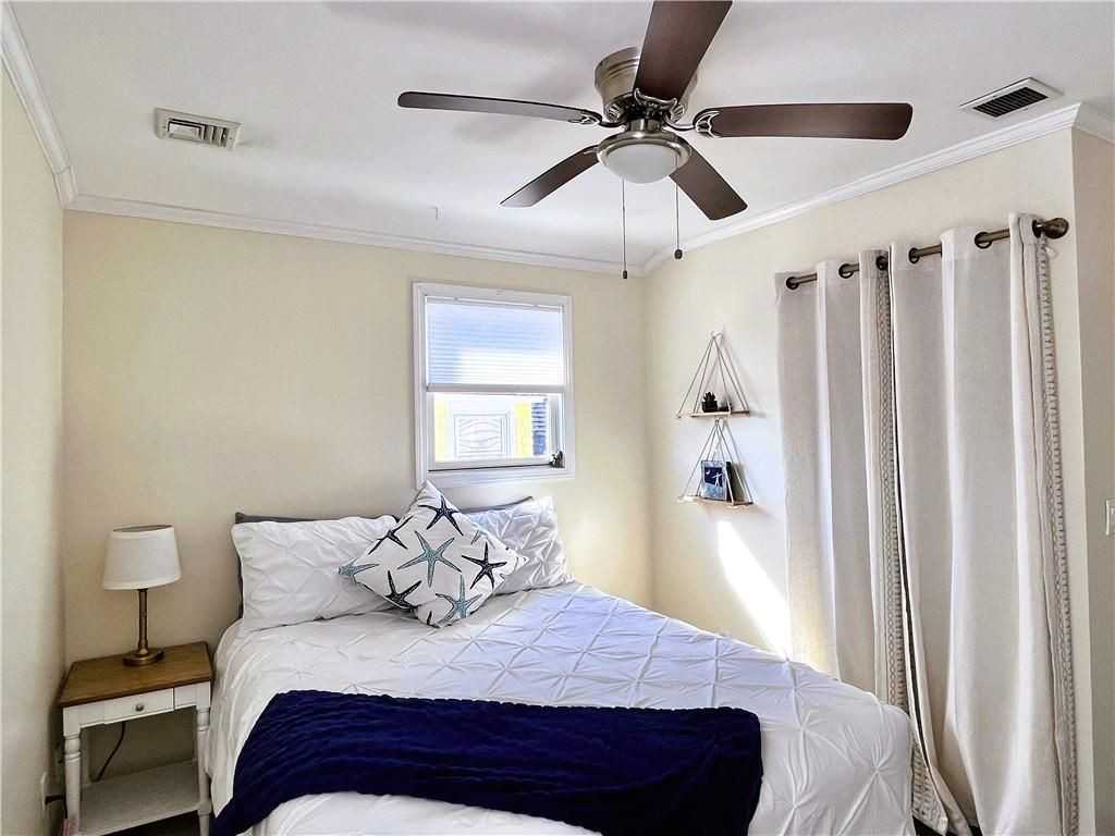 11 Hammond St ##3 - Photo 5 of 14