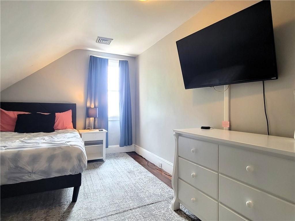 11 Hammond St ##3 - Photo 7 of 14