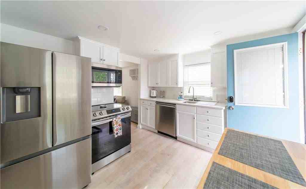 85 Water St - Photo 7 of 24