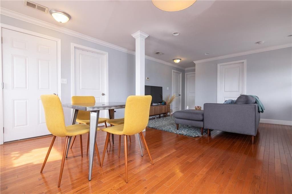 255 Waterman St ##4 - Photo 3 of 17