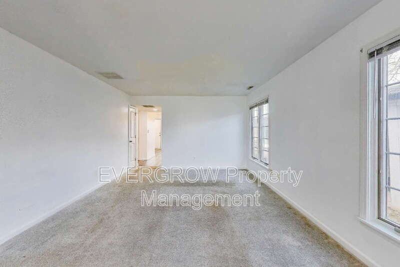 142 N 7th Ave - Photo 5 of 20